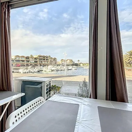 With Pool Near The Harbor Gruissan